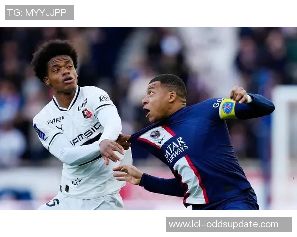 西甲激战曼城与巴黎圣日耳曼战平0比0绝杀瞬间引发全场热议