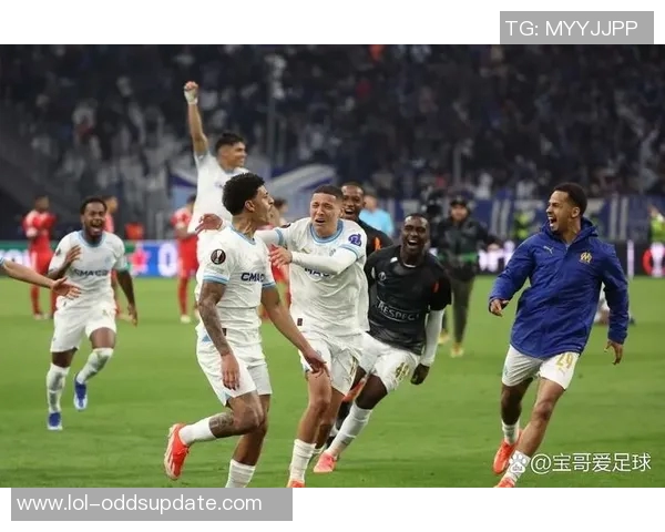 意甲精彩对决本菲卡强势击败利物浦全场沸腾